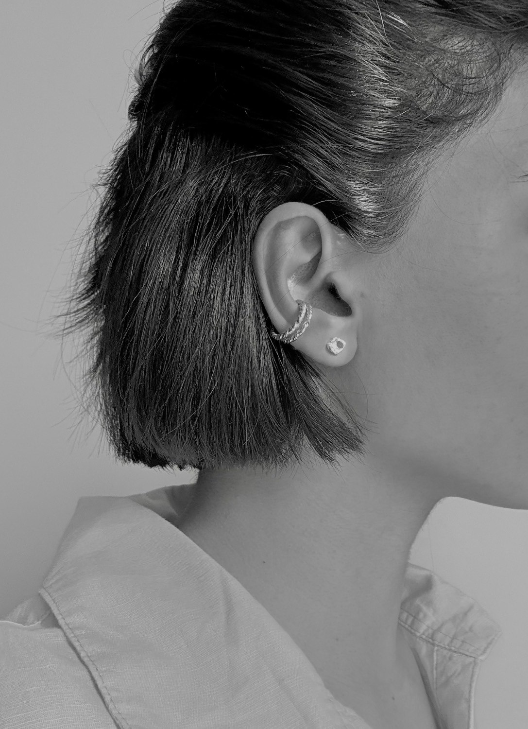 Mikhi Nastaran earrings thumbnail 3